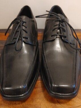 NWOT Bostonian Men's Black Leather Bicycle Toe Oxfords Dress Shoes Size 9